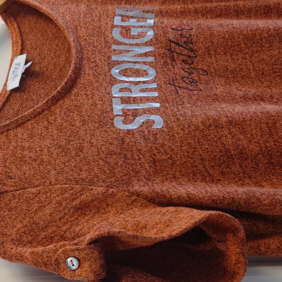 Women's top - Picture 4 of 5